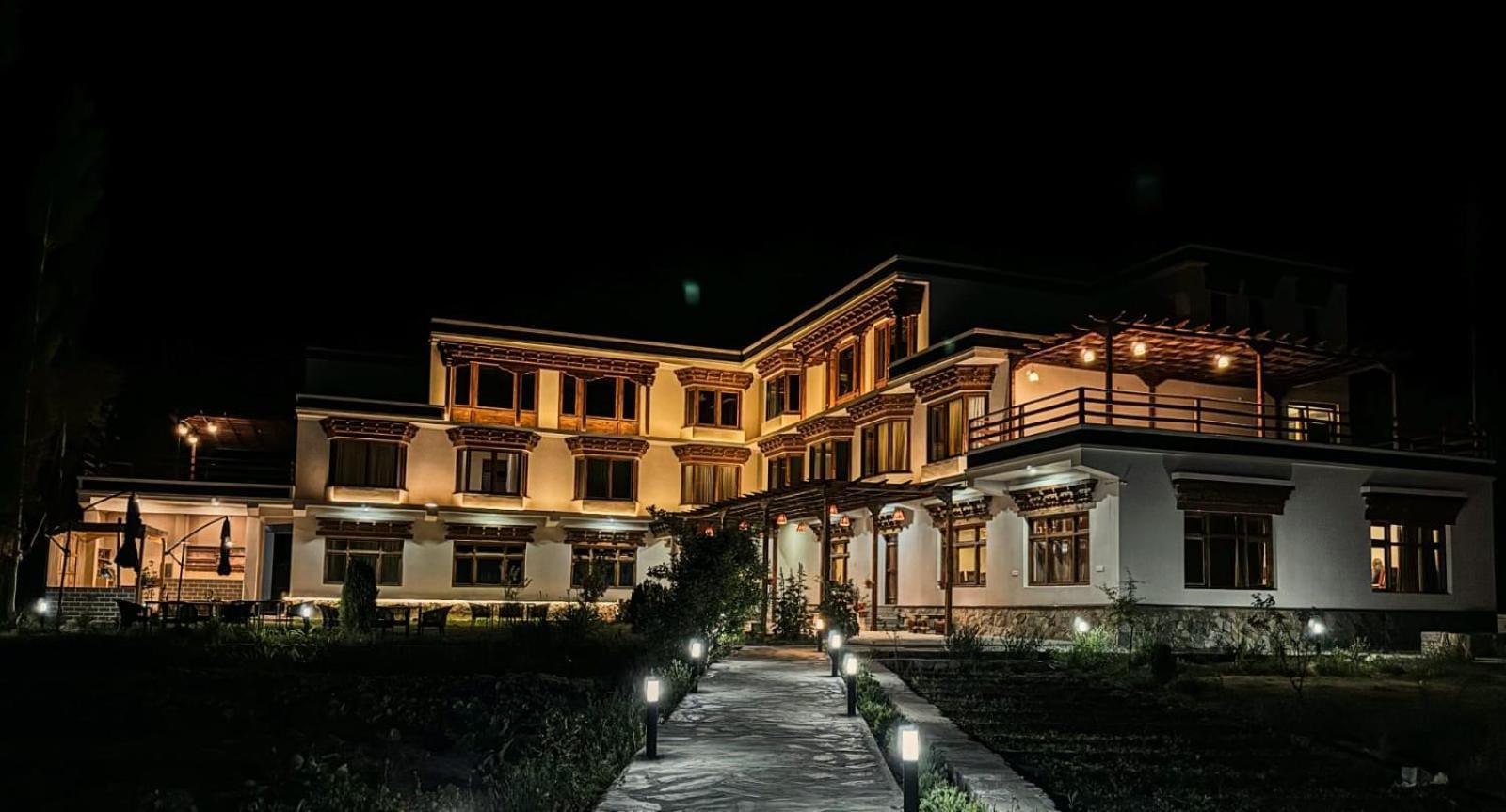 The Hunder Eco Villa Hundar Exterior photo